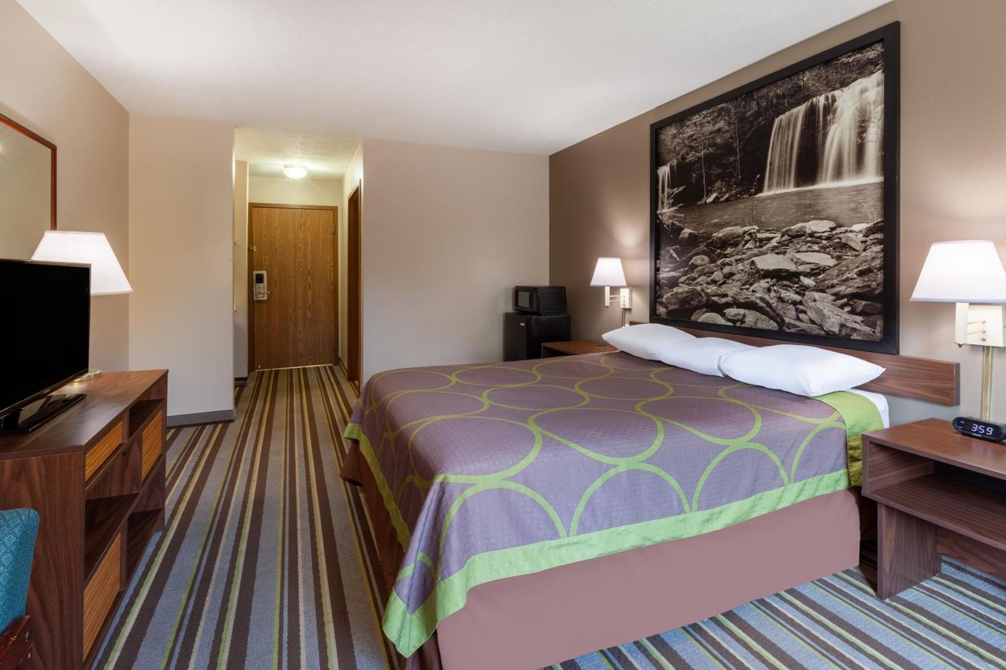 Super 8 By Wyndham Ky Hotel *