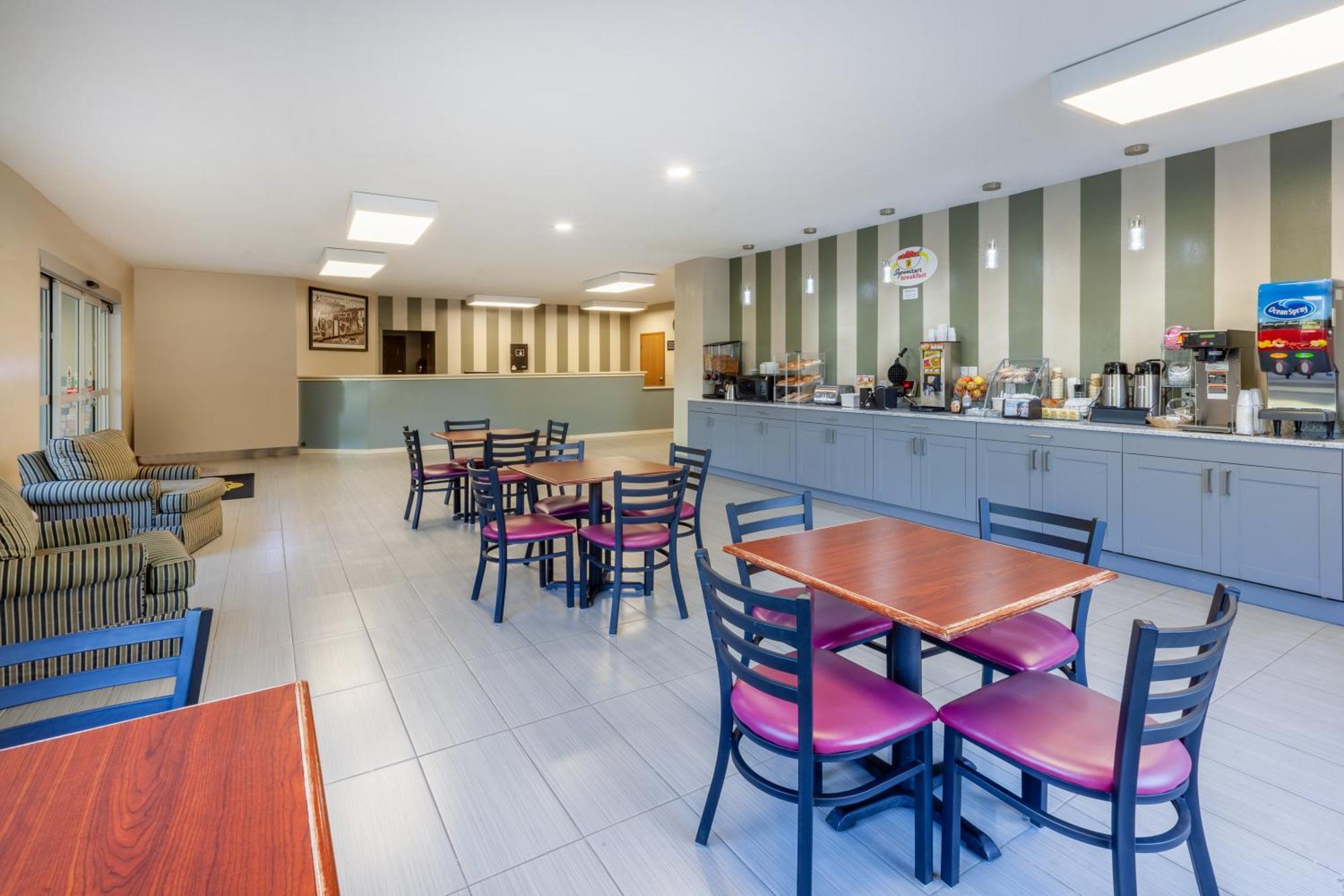 Super 8 By Wyndham Ky * La Grange